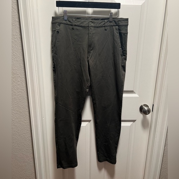 BYLT | Everyday Pant‎ 2.0 Dark Olive Green Sz XL - Picture 1 of 10